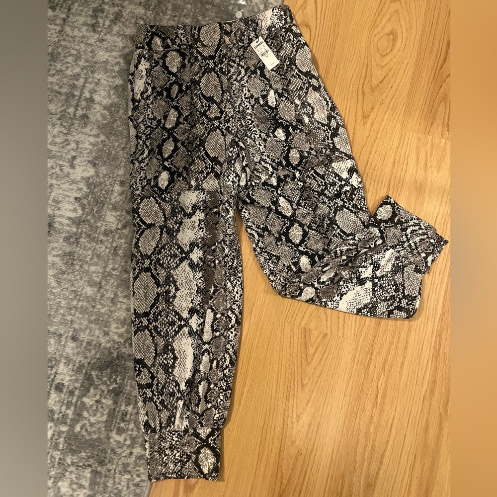 Express Snakeskin Patterned Ankle Pants NWT